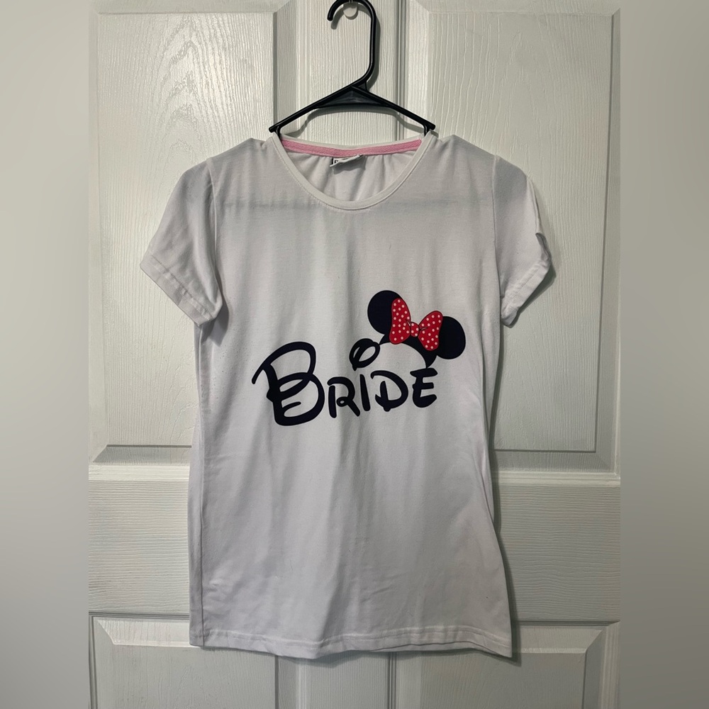 Minnie Mouse Bride Graphic Short Sleeve Tee - White